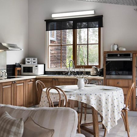 French Cottage เดลส์ฟอร์ด ภายนอก รูปภาพ